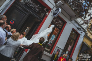 maison poème Fête d'ouverture inauguration enseigne